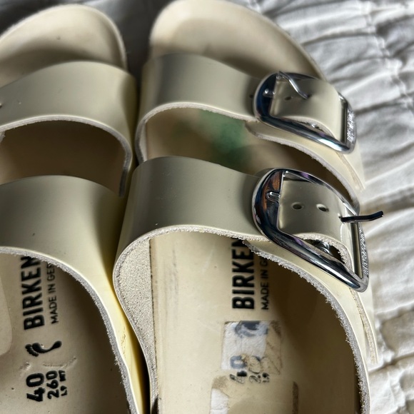 Yellow Gloss Birkenstock sandals - Picture 2 of 4